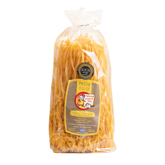 Pasta Foloi Tagliatelle mit Tomaten und Knoblauch